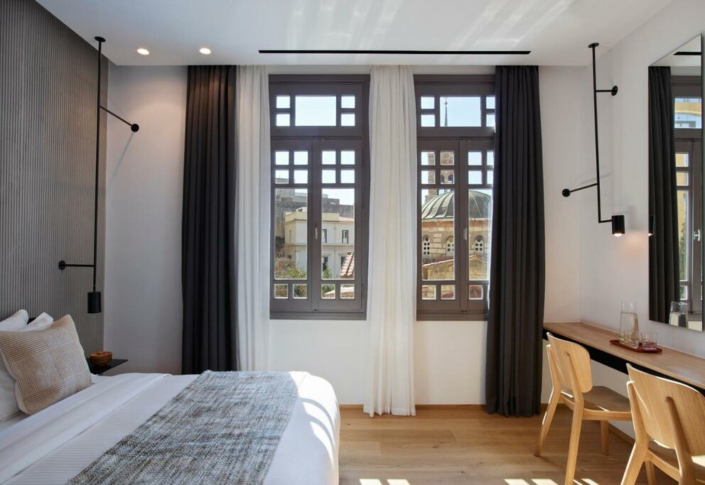 Hotel598