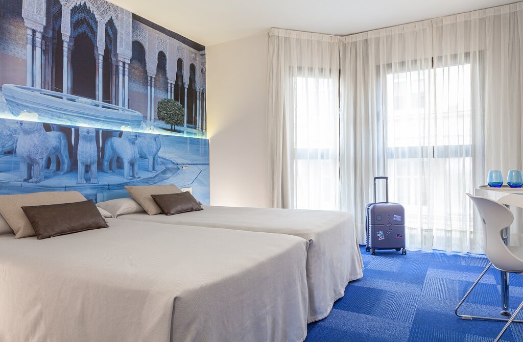 Hotel803