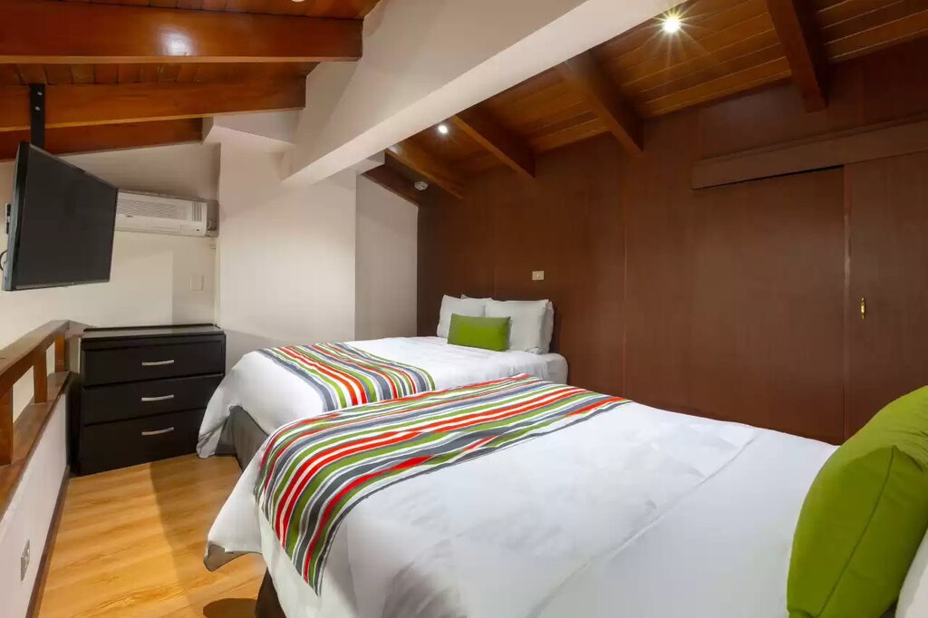 Hotel280