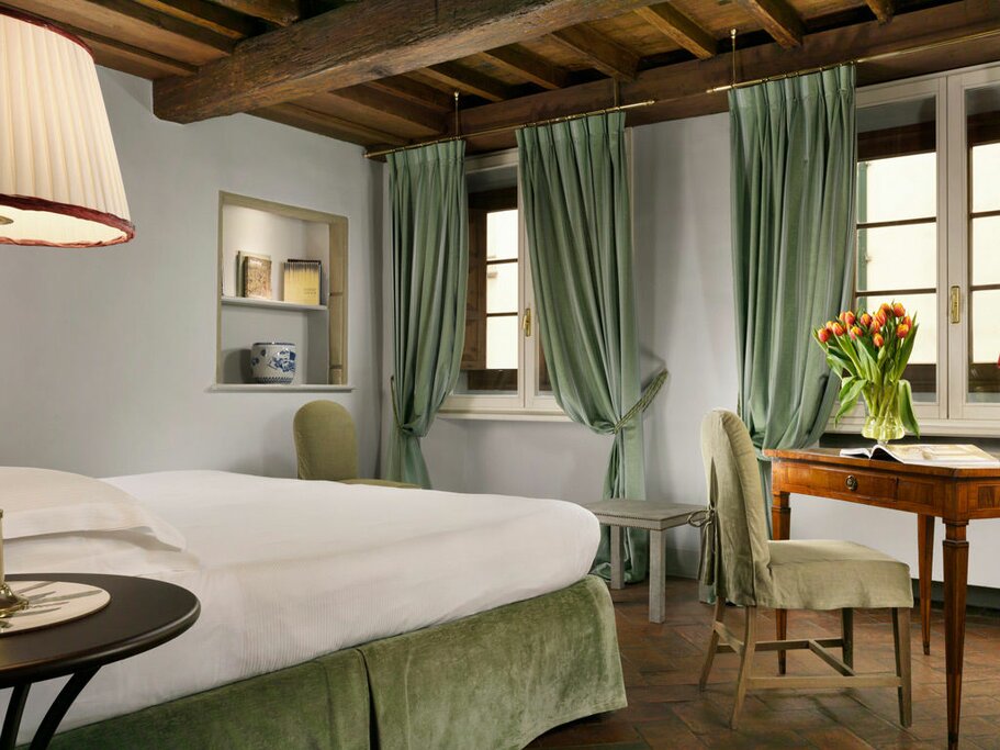 Hotel43