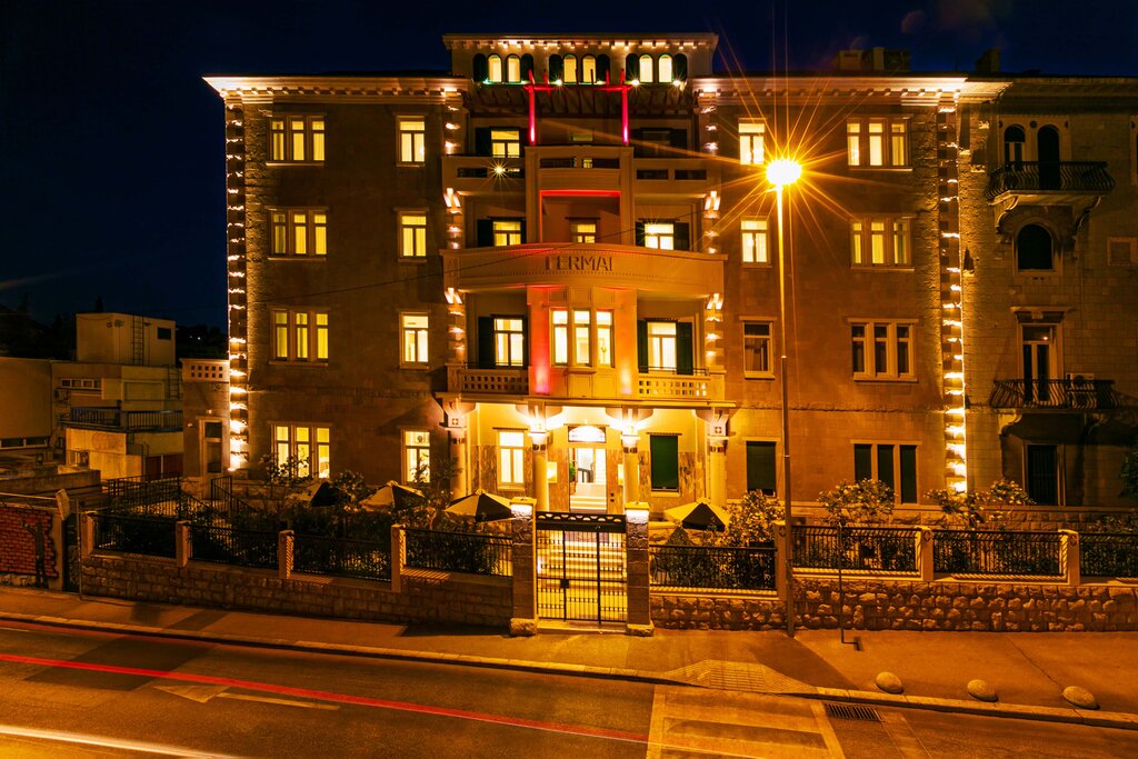 Hotel1326