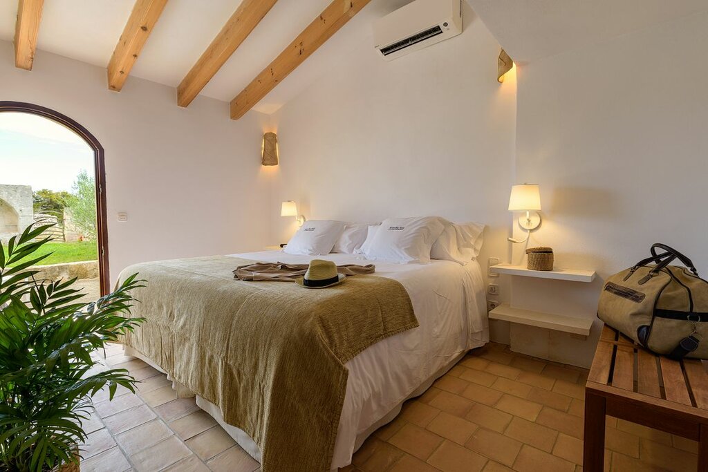 Hotel977