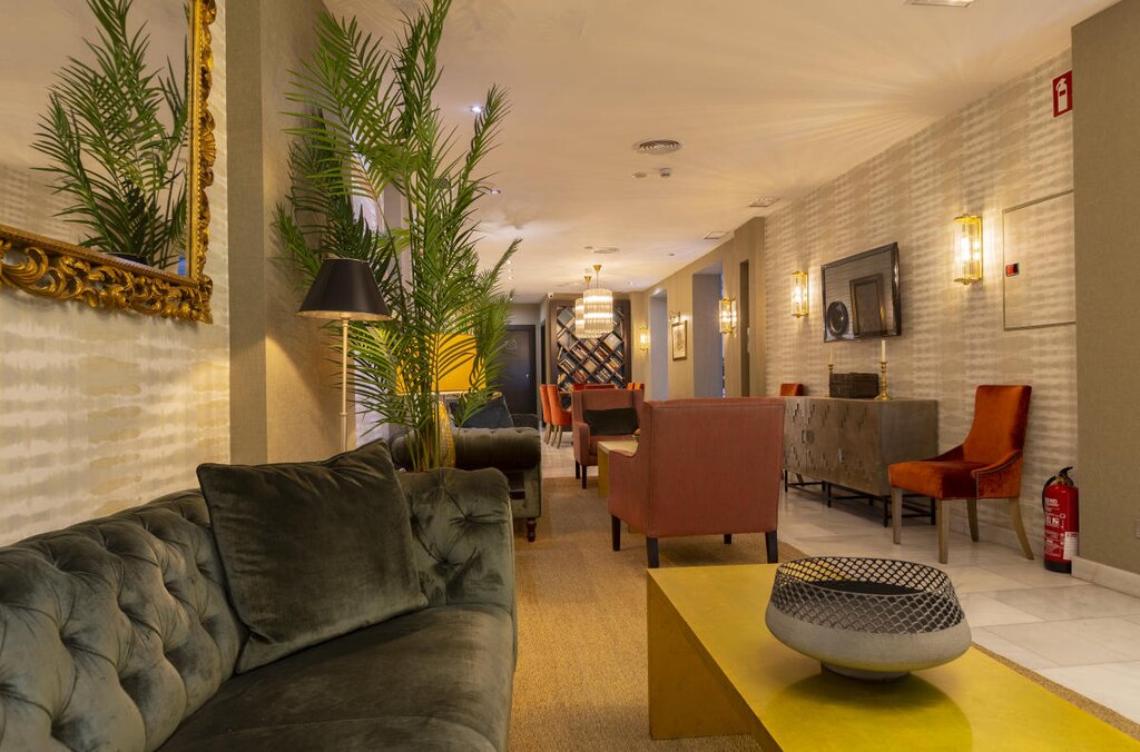 Hotel715