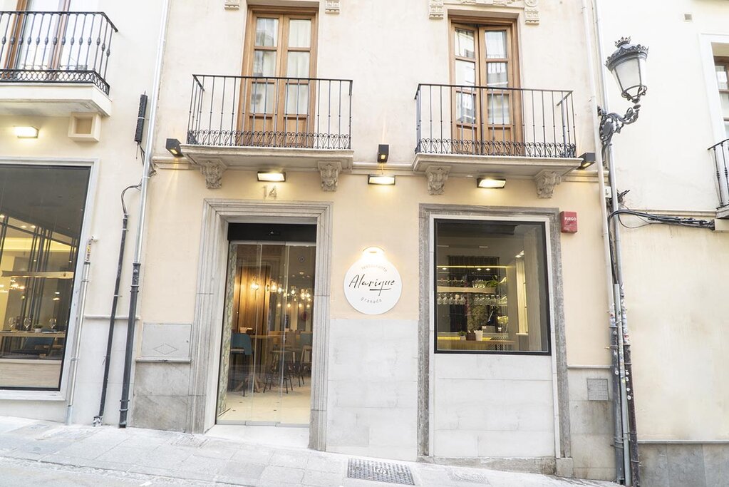 Hotel796