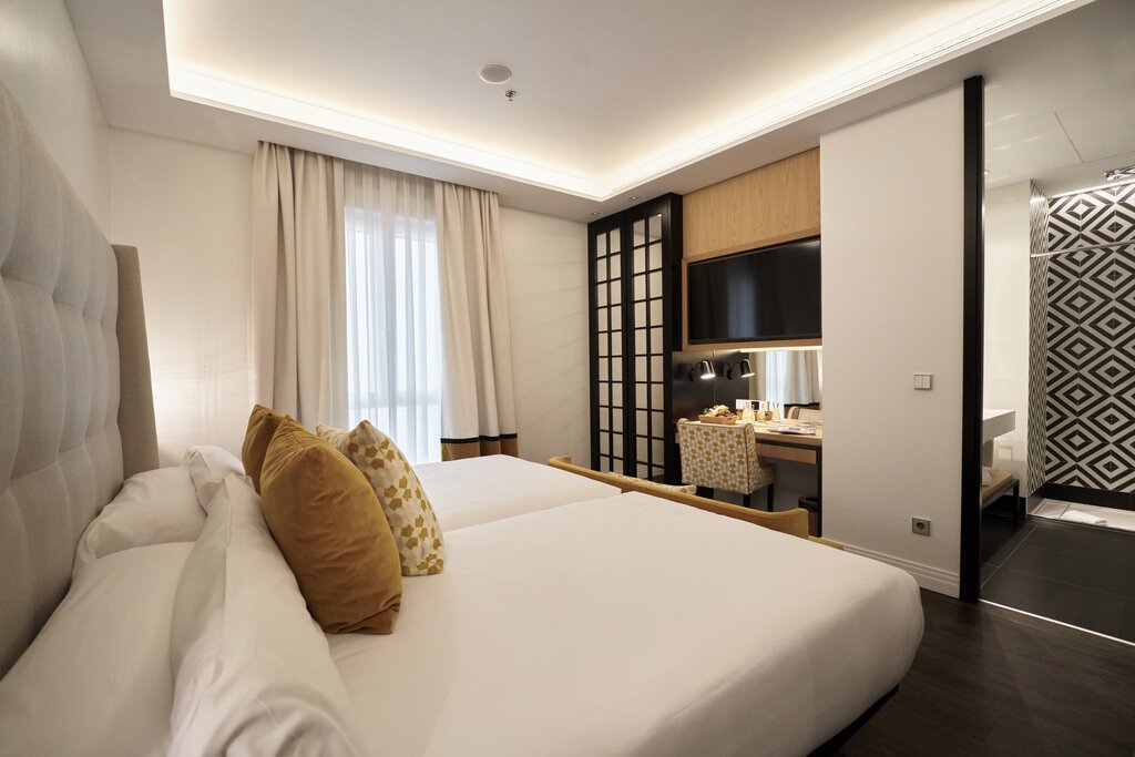 Hotel736