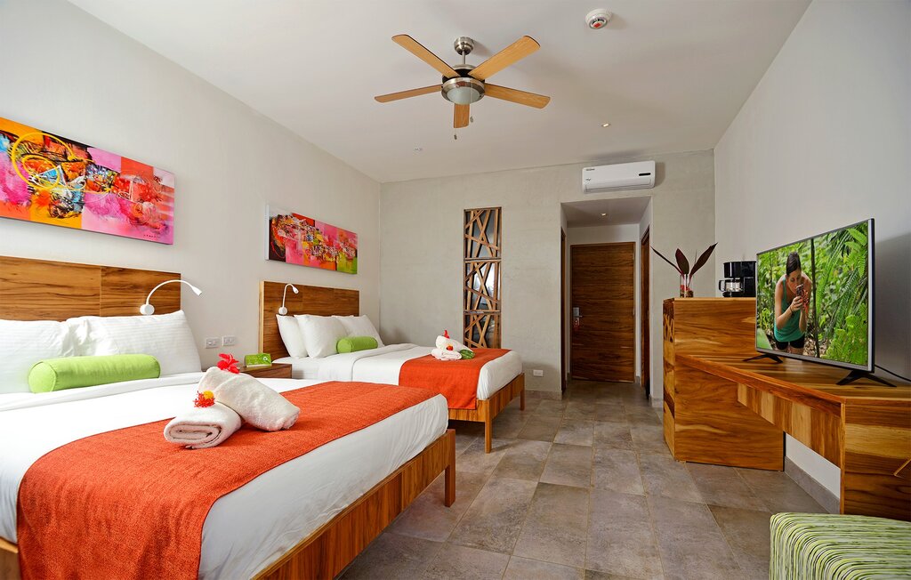 Hotel337