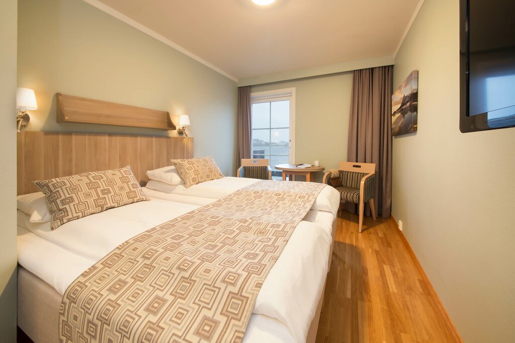 Hotel412