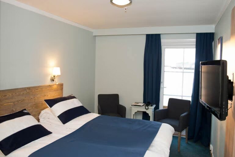 Hotel412