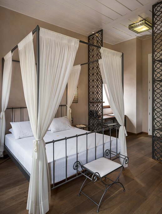 Hotel489