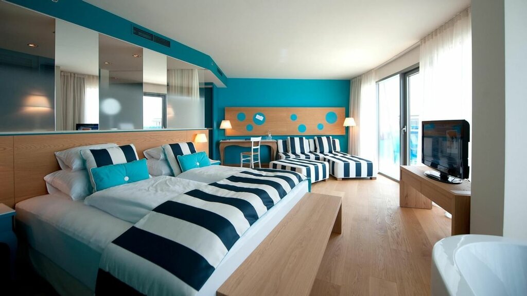 Hotel1360