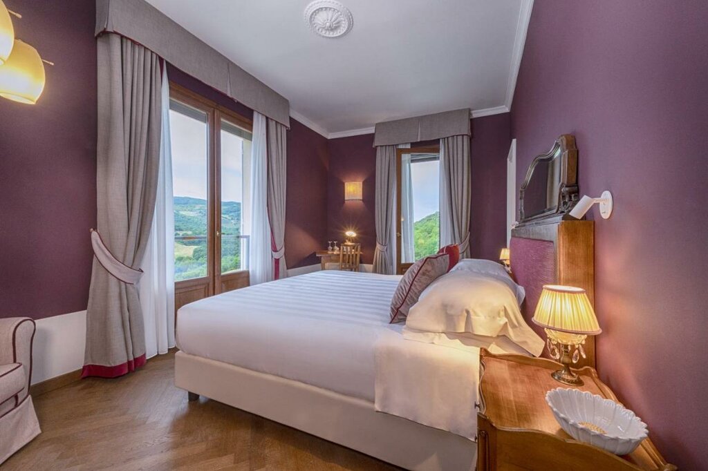 Hotel37