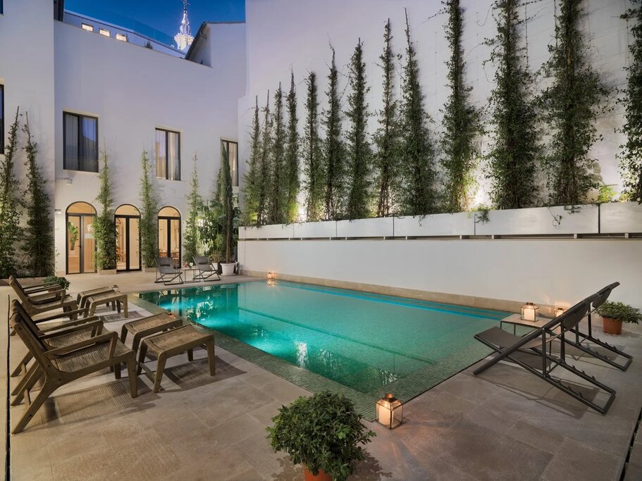 Hotel771
