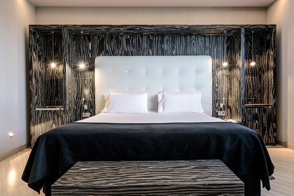 Hotel952