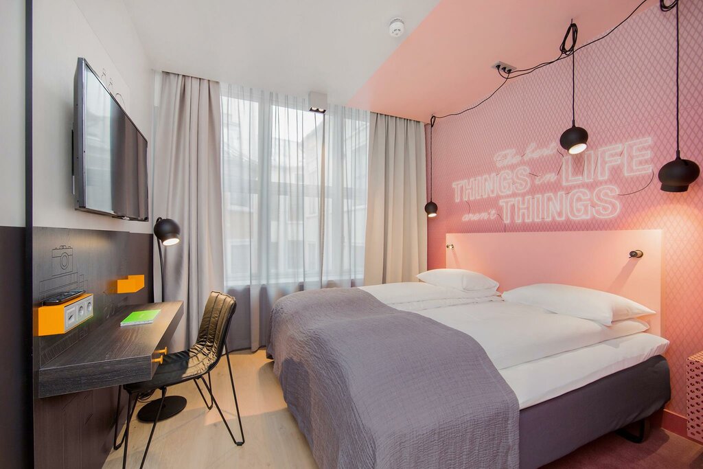 Hotel407