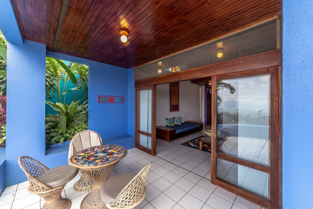 Hotel270