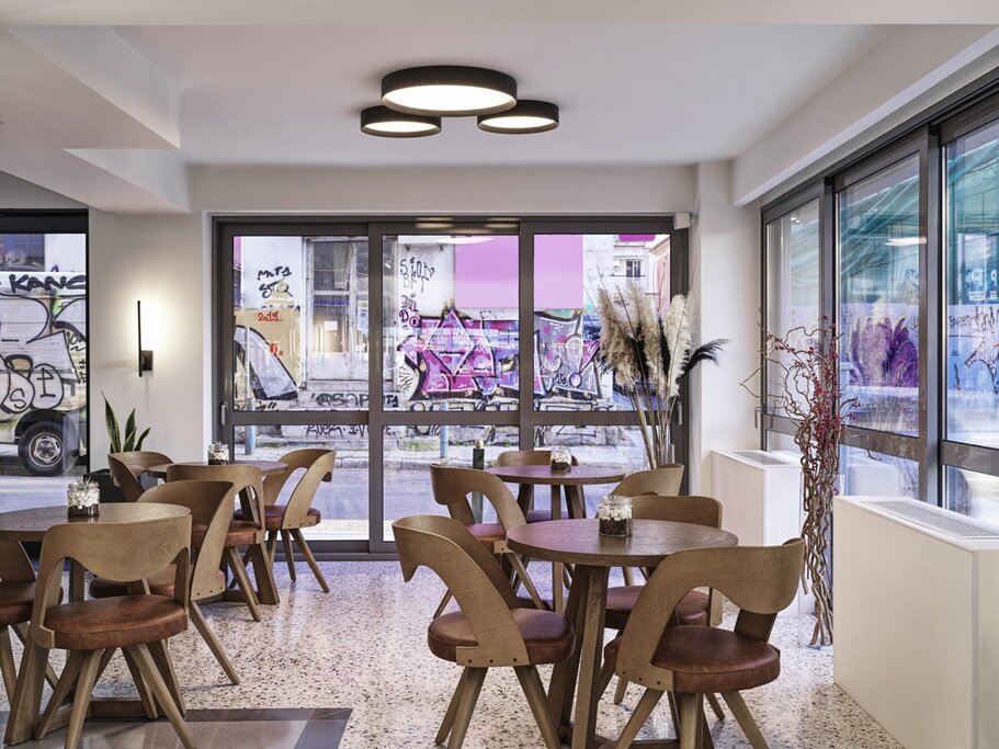 Hotel496