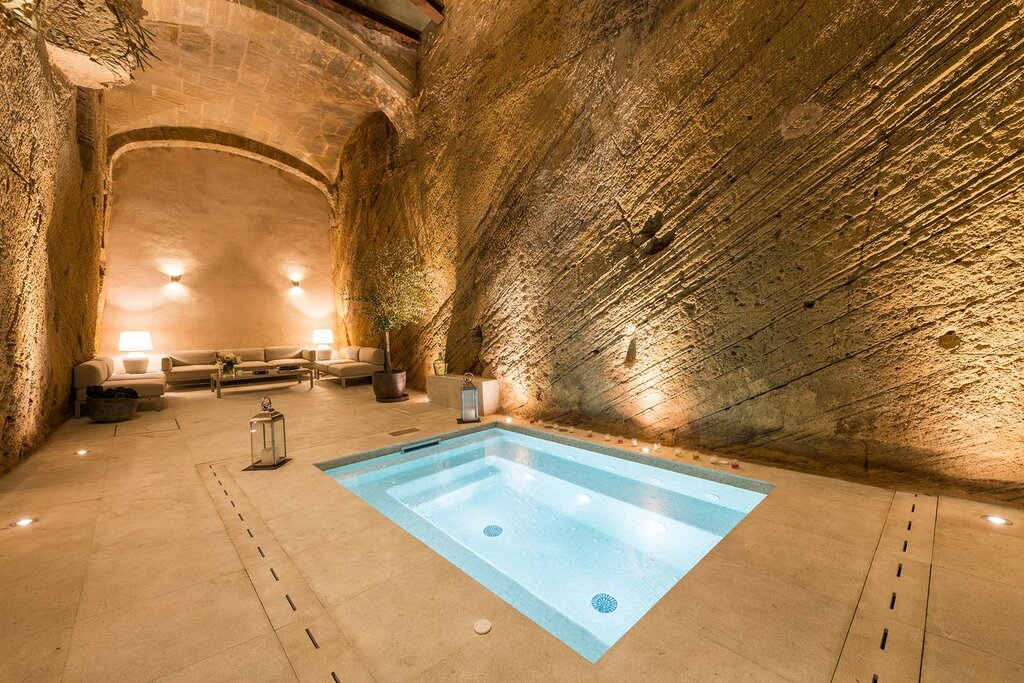 Hotel1056