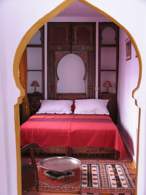 Hotel100