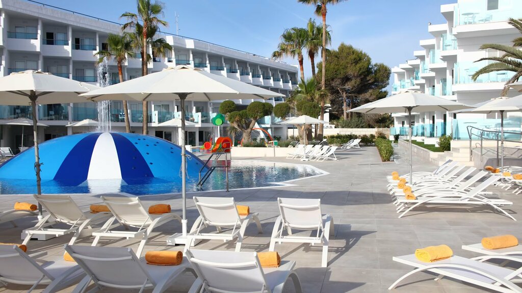 Hotel718
