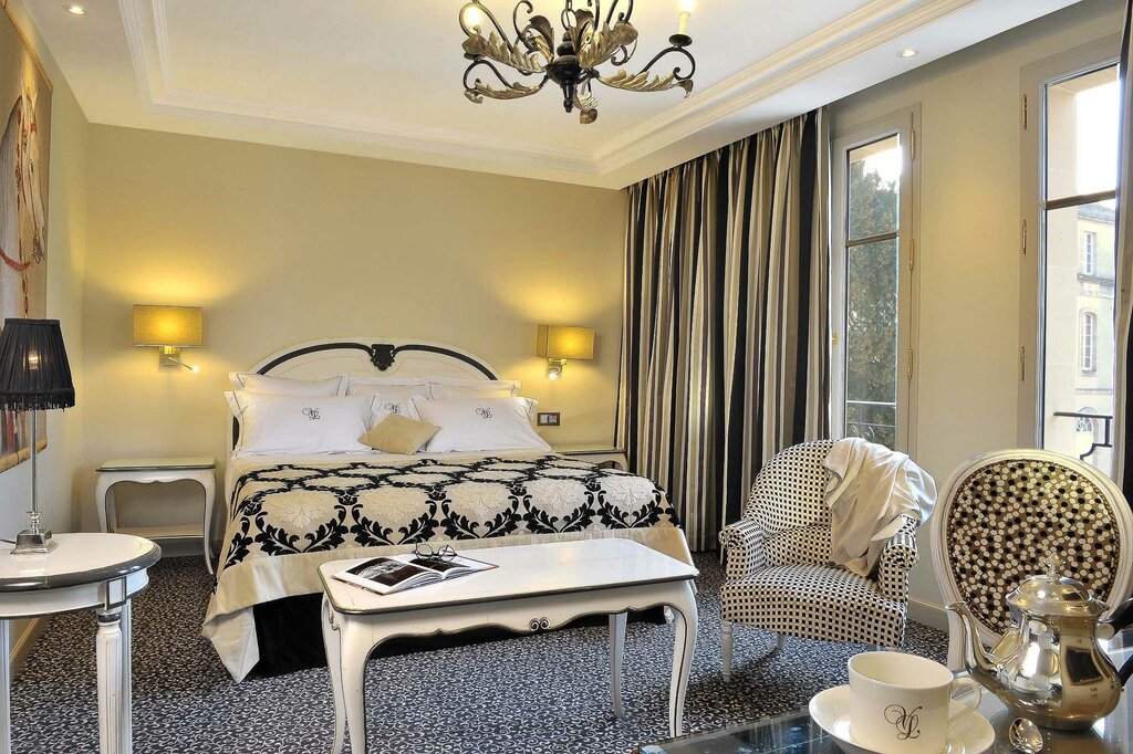 Hotel1272