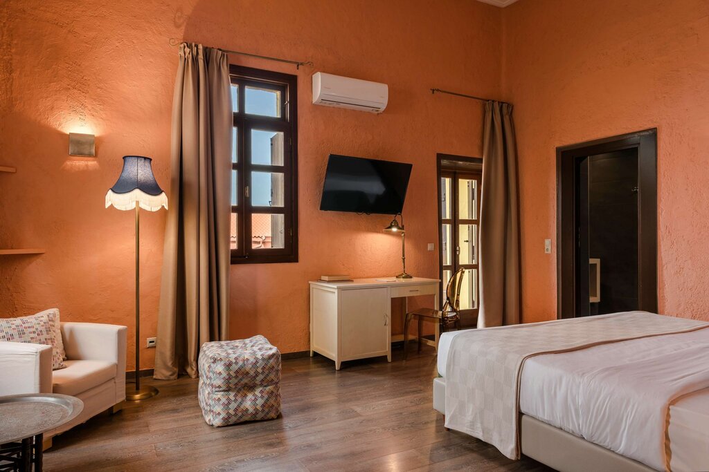Hotel483