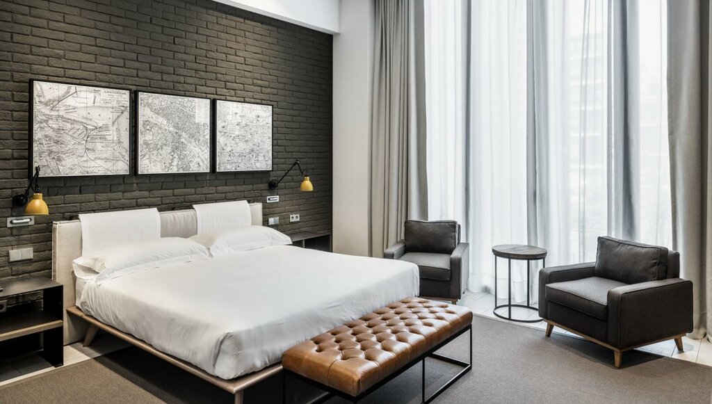 Hotel677