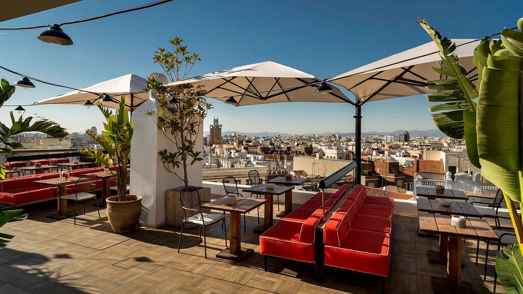 Hotel690