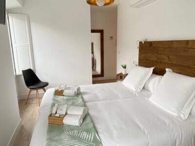 Hotel906