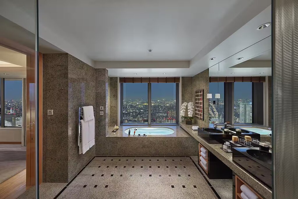 Hotel141