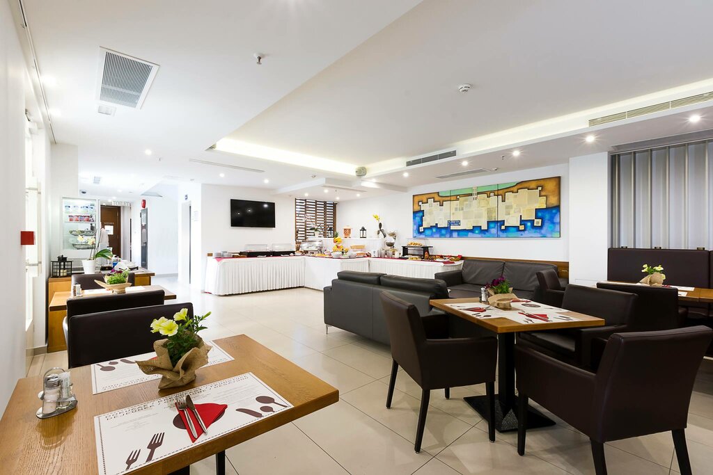 Hotel1348
