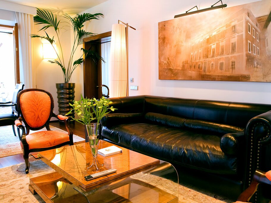 Hotel949