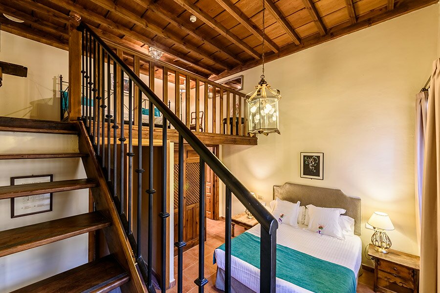 Hotel665