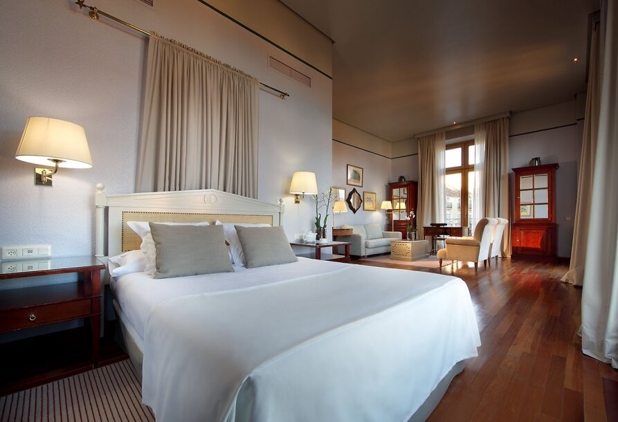 Hotel668