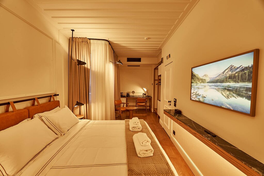 Hotel534