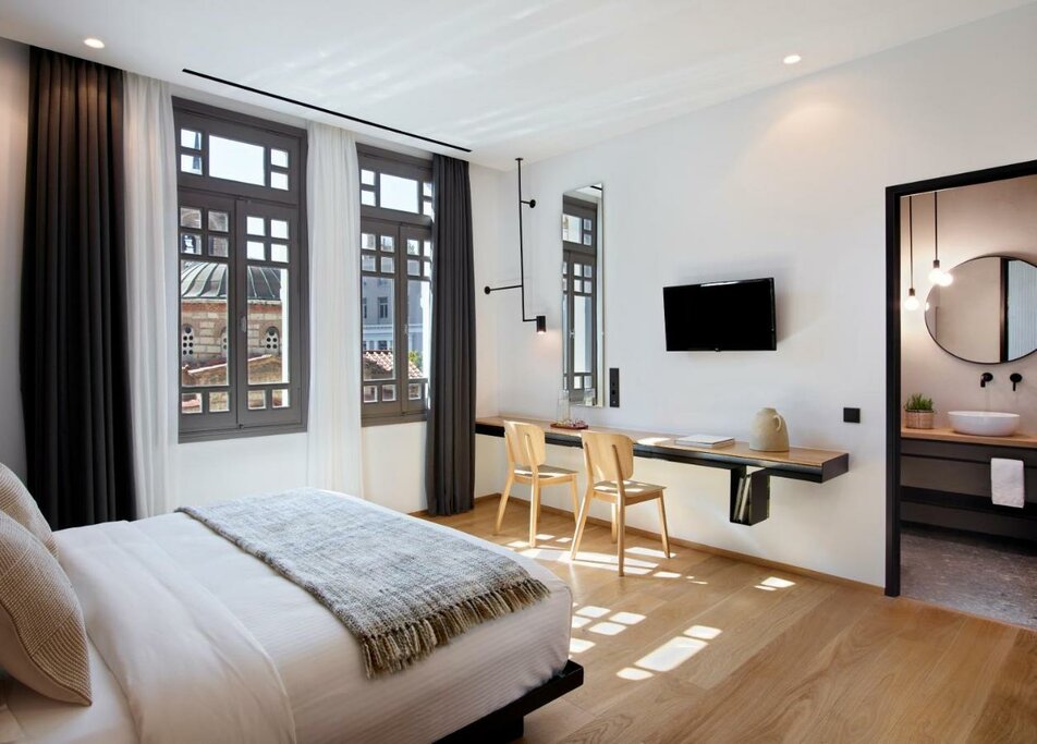 Hotel598