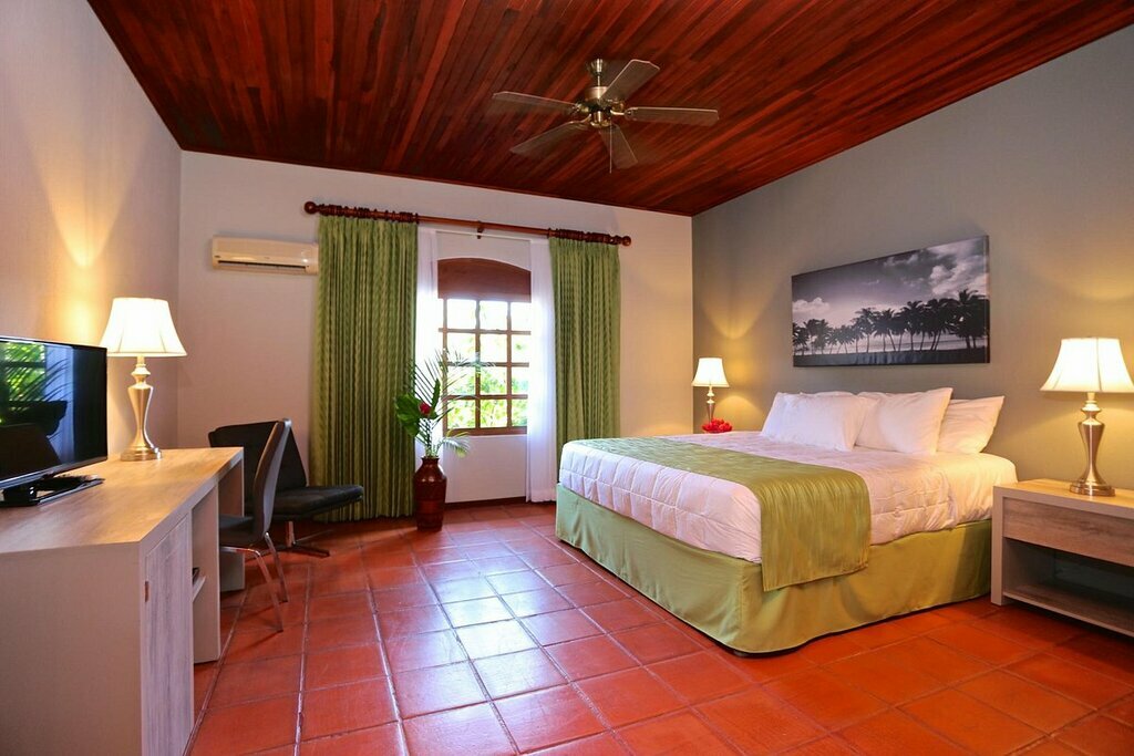 Hotel306