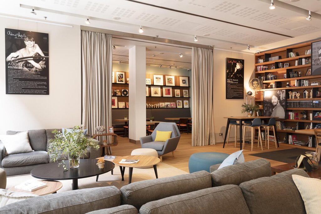 Hotel701