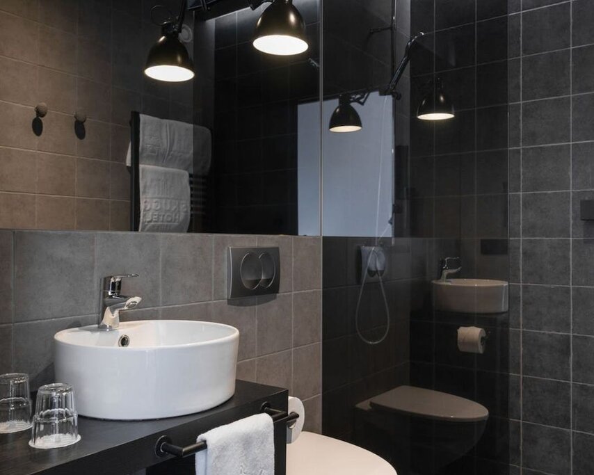 Hotel1212