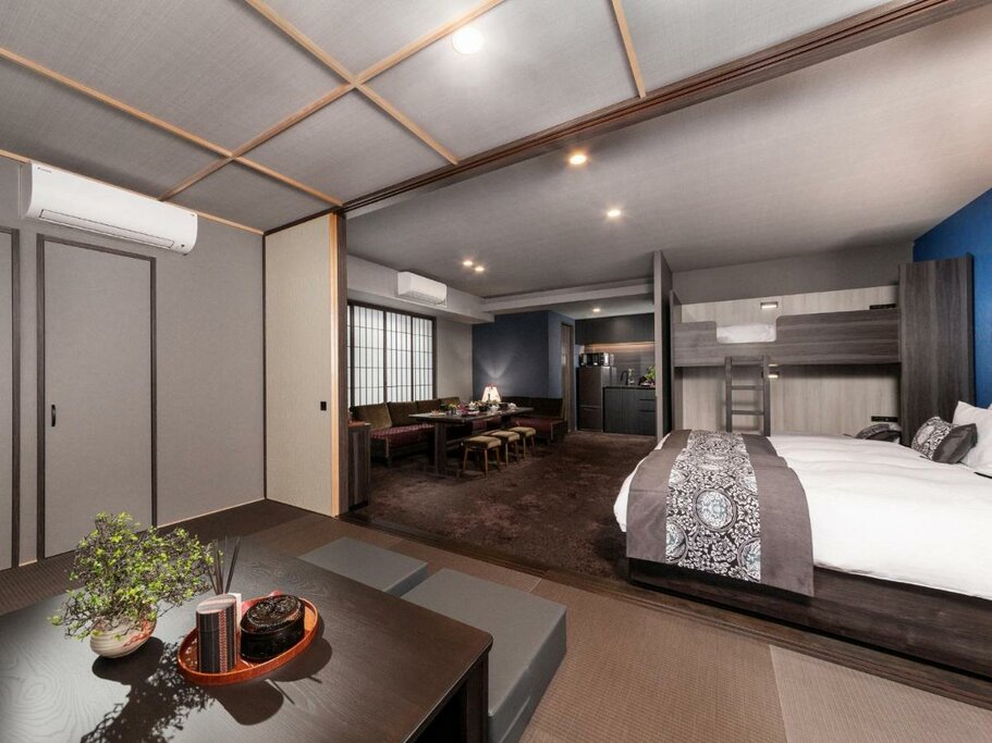 Hotel142