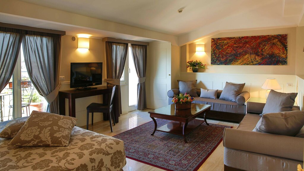 Hotel13