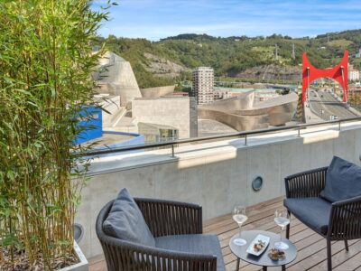 Hotel963