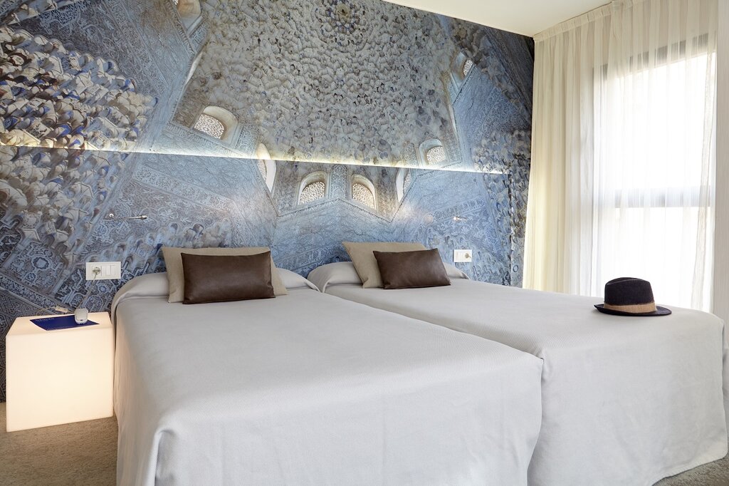 Hotel803