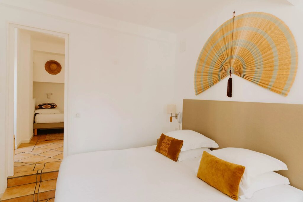 Hotel1273