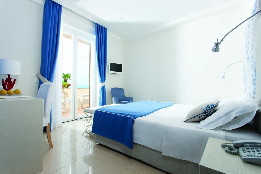 Hotel3