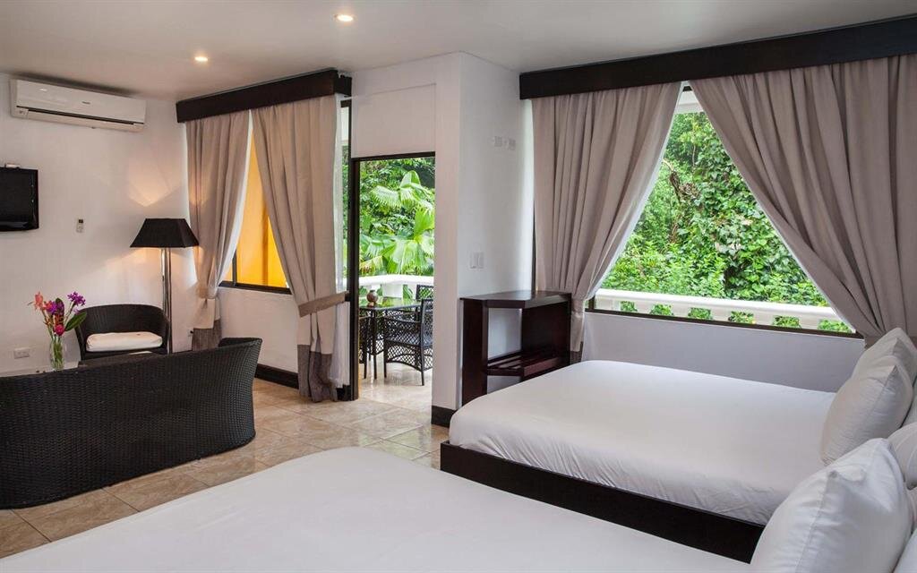 Hotel186