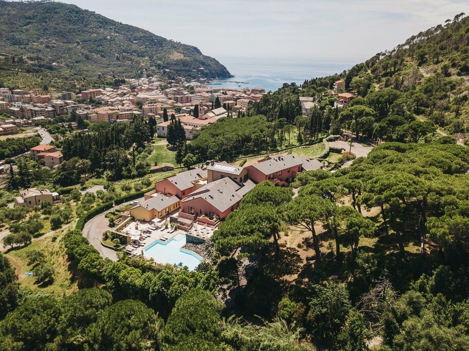 Hotel10