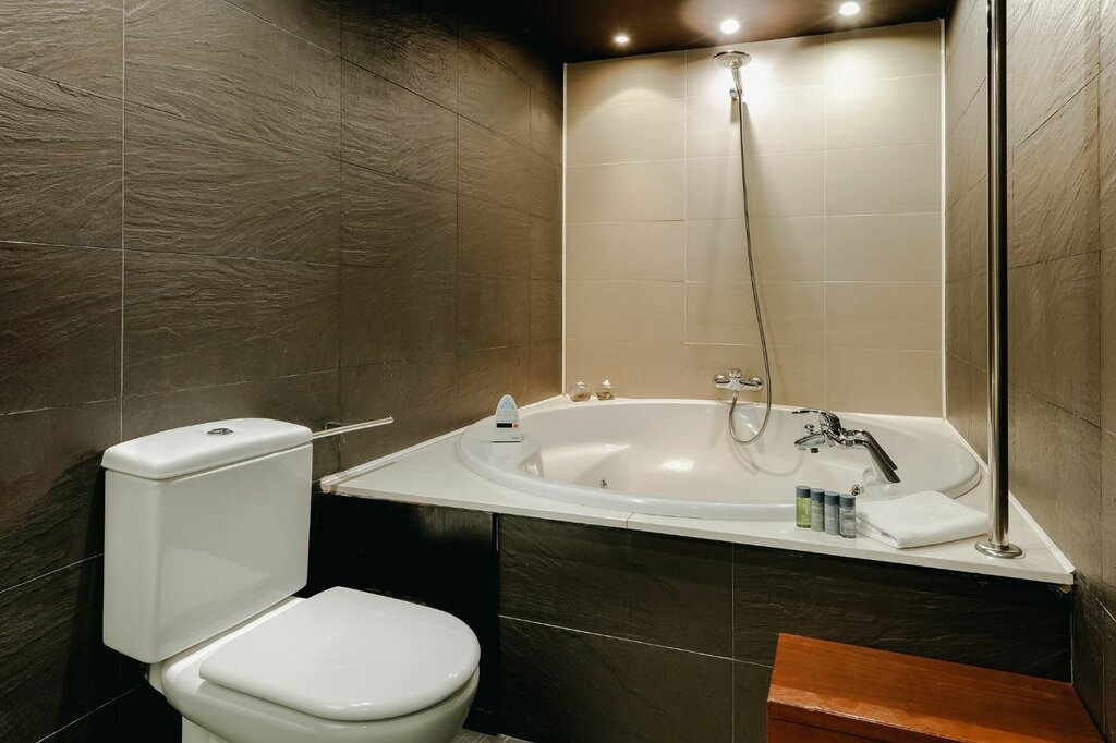 Hotel764