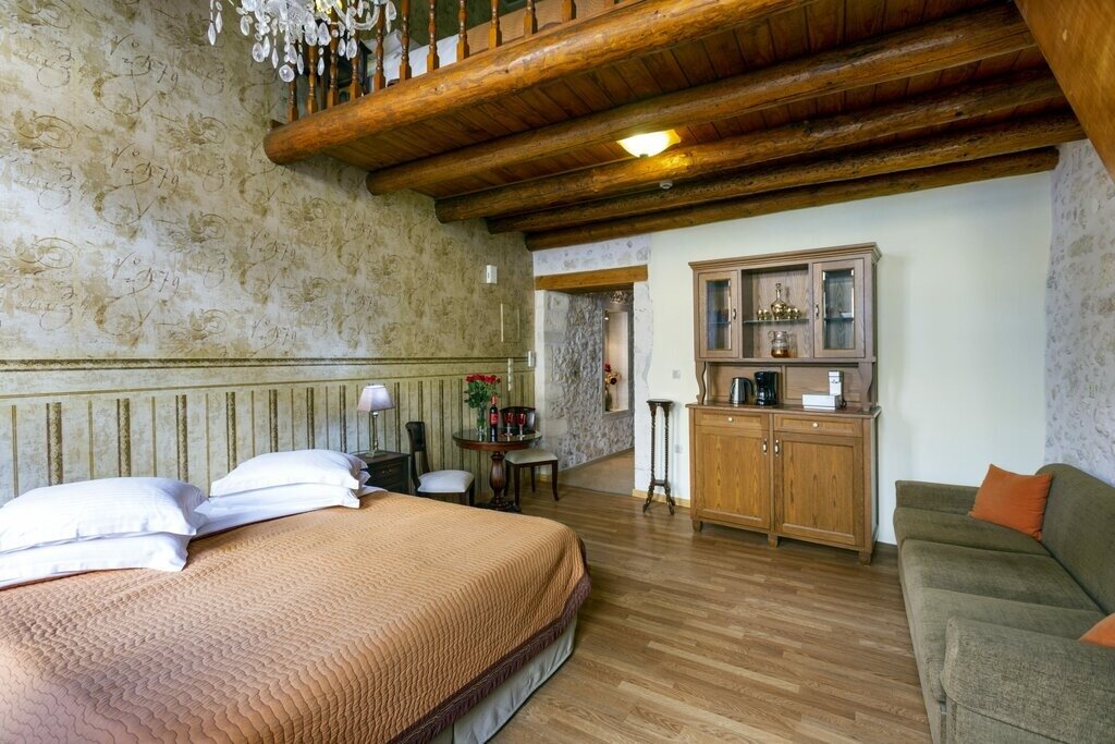 Hotel649