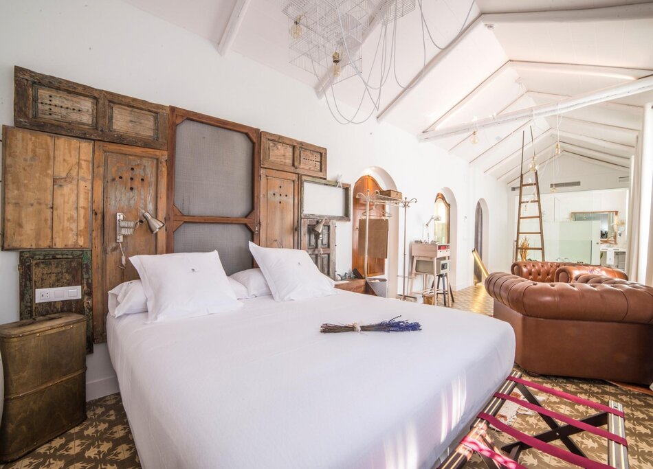 Hotel694