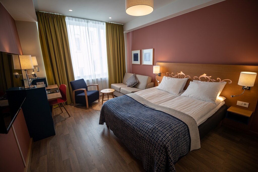 Hotel372